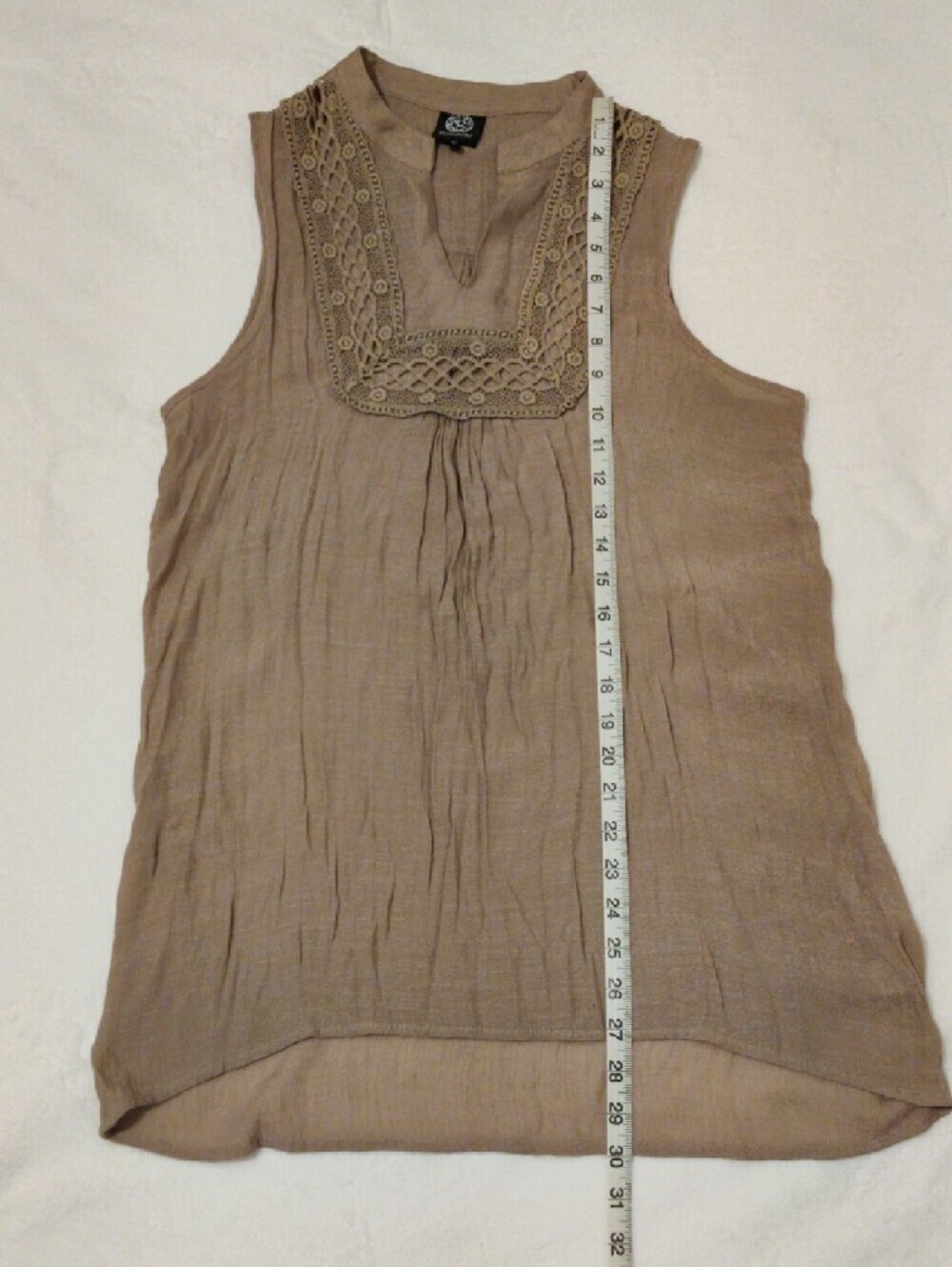 bobeau Crochet-Trim Sleeveless Tunic in Taupe - Picture 4 of 11